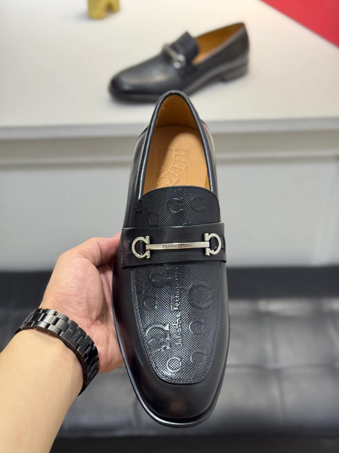 Men's men's shoes 💰480 [New style] 🐠🐠New Ferragamo [Ferragamo] top imported suit men's shoes 💯 Official website original copy, product materials: selected imported embossed calfskin + luxury hardware buckle accessories ~ imported water-dyed cow 🐂 leather lining. Strong three-dimensional visual effect, original combination outsole, multiple colors available😘 Size: 39-44 (customized at 45.46.47